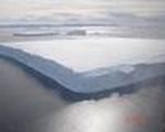 060305-2-floating-ice.jpg